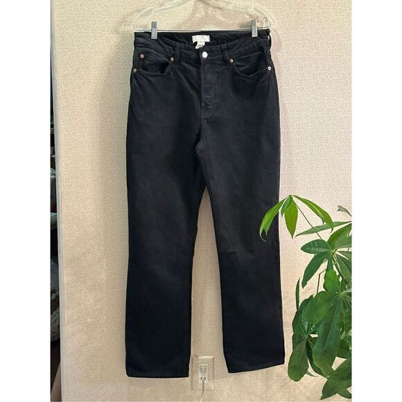 H&M like new jeans - Picture 1 of 6
